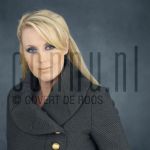 28-06-2005 Monique Collignon at studio in Amsterdam, by order of Pour Vous Magazine. June 28, 2005.

[keywords]Posed, Headshot[/keywords]